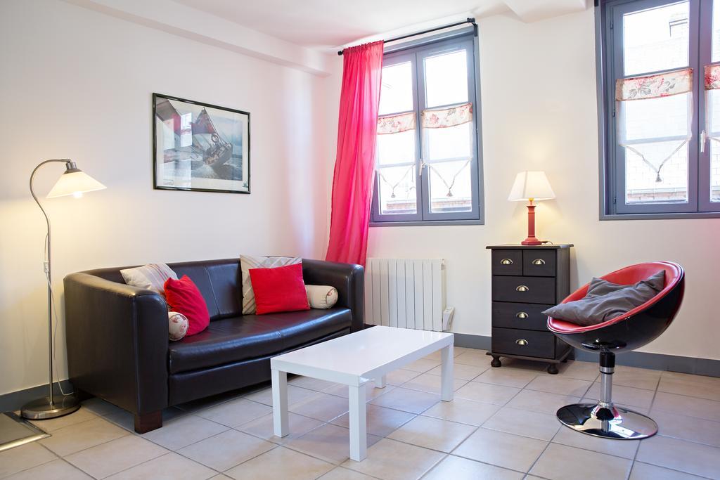 Appartement Du Port De Honfleur Exterior photo